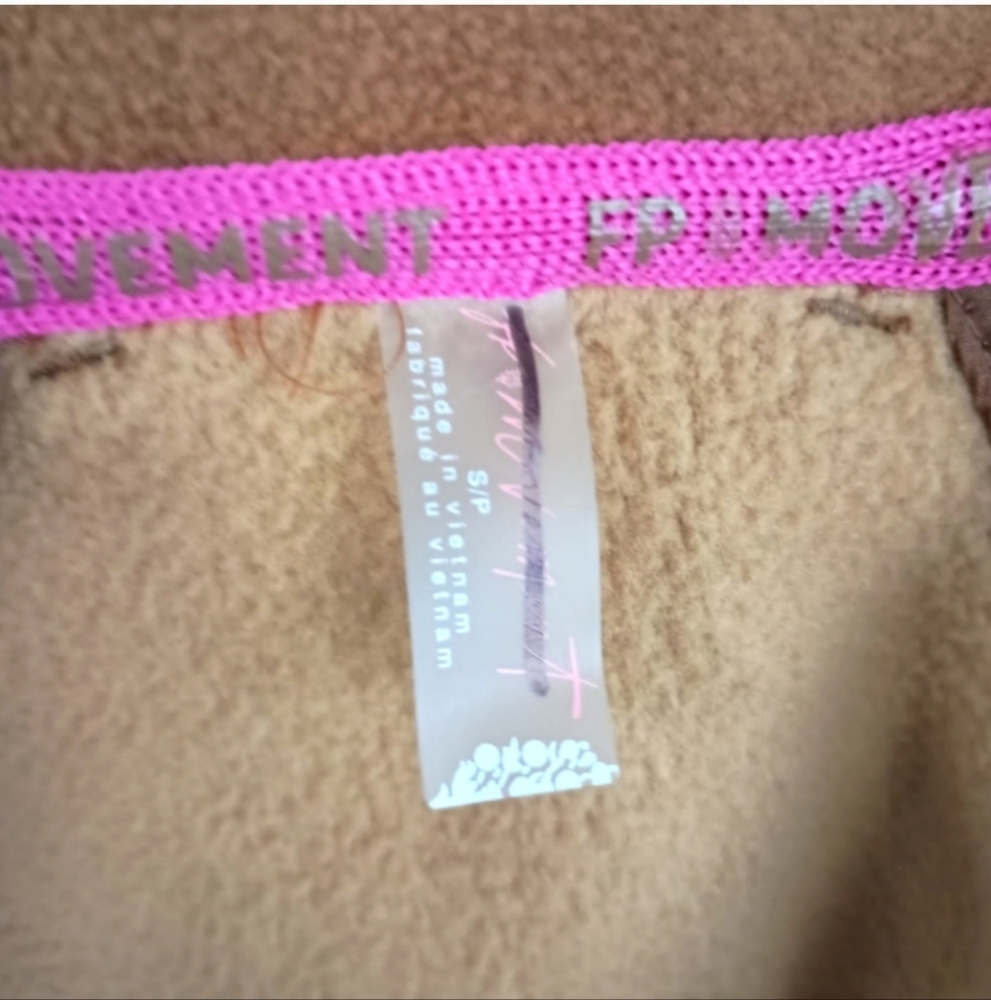 NWOT Free People Movement Amelia Zip Up Fleece in Camel Malibu - Picture 10 of 13